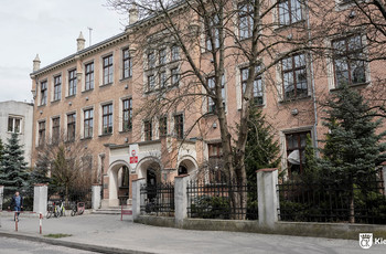 Budynek II Liceum Ogólnokształcącym im. Jana Śniadeckiego
