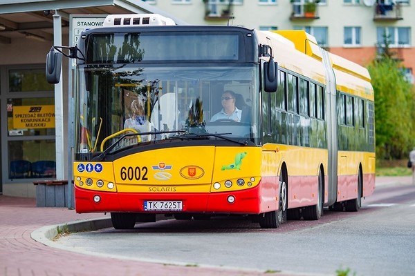 Autobus 01.jpg