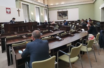 Rada Miasta zgodziła się na przejęcie akcji Korony