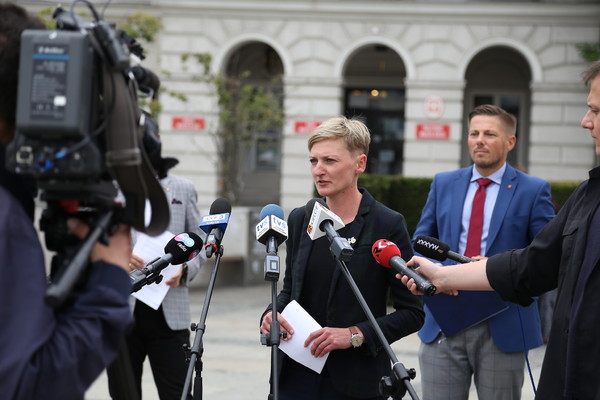 konferencja zmiany w centrum.jpg