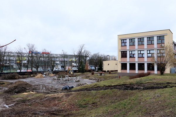 Początek budowy nowej hali przy I LO im. Stefana Żeromskiego