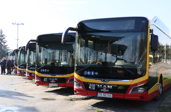 Niskoemisyjne autobusy już wożą pasażerów komunikacji miejskiej